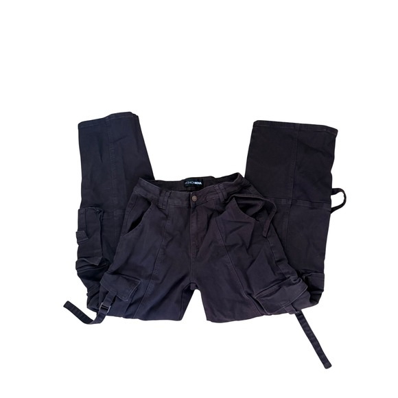 Fashion Nova Pants - Fashion Nova Dark Brown Wide Leg Cargo Pants Strap Detail Utility‎ Size